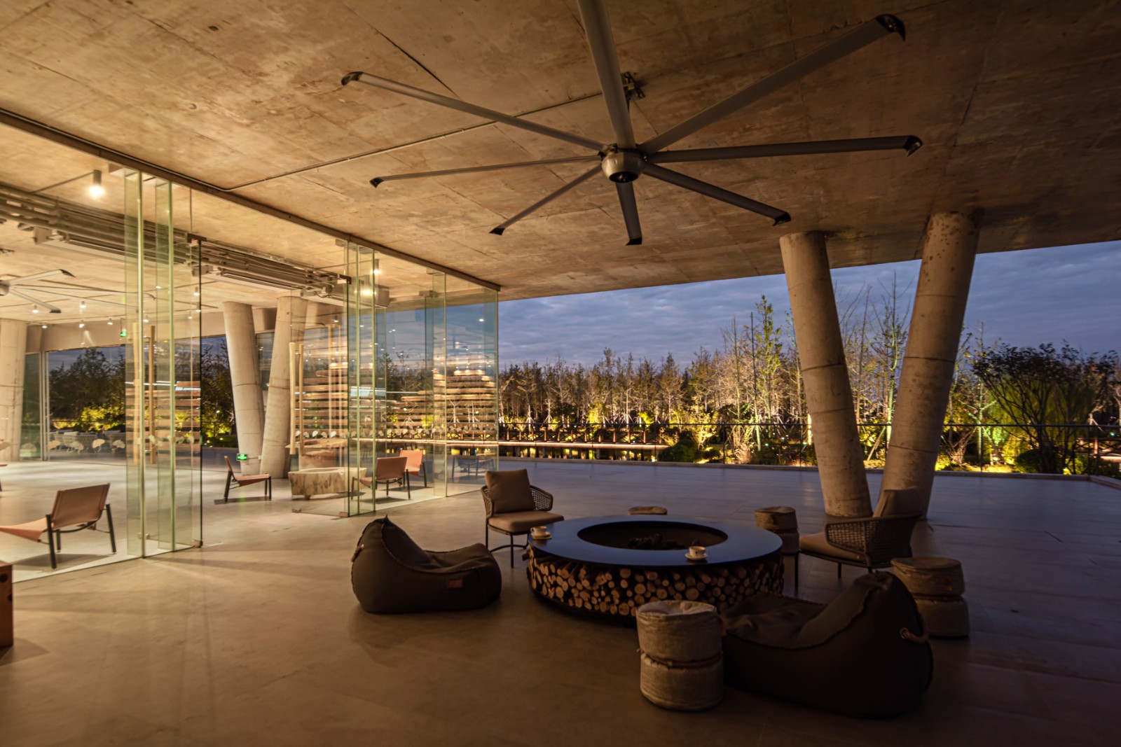 银杏咖啡馆 配图5.jpg