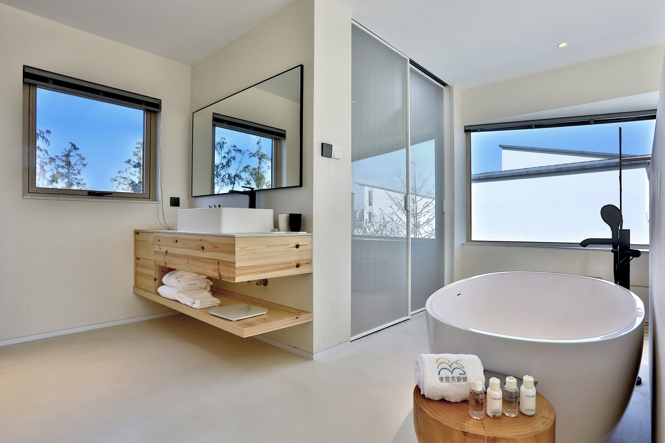 银杏·浴缸大床房 (1).jpg